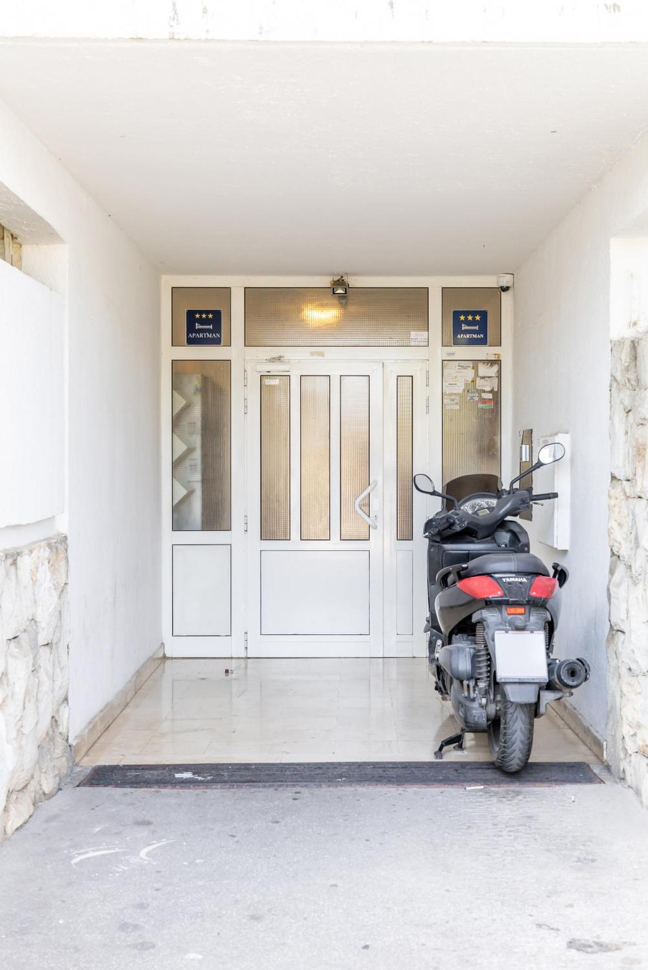 Pure Comfort - Apartment Cvita Split Exterior foto